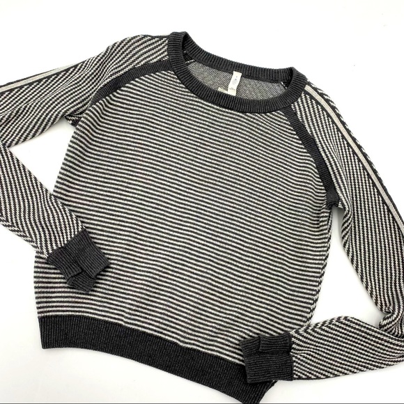Lululemon striped Sweater. gray Size 8 - Picture 1 of 4
